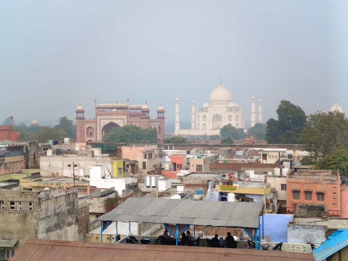 Hotel India Inn Walking Distance From Taj Mahal-- Rooftop Taj Mahal View Agra  Dış mekan fotoğraf